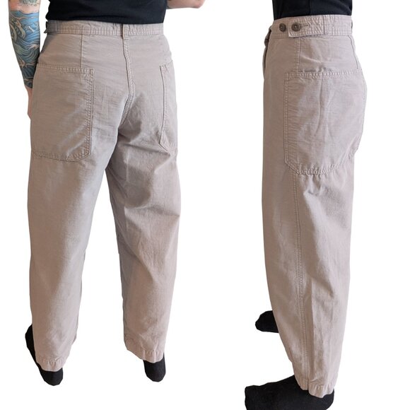 Everlane Fatigue Barrel Pant in Taupe | 4 - Picture 2 of 7